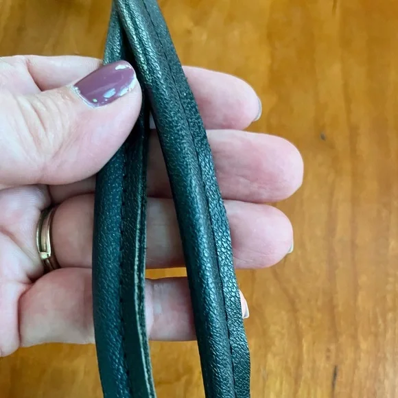 Vintage 1980’s Black and White Pebbled Leather Cross-Accent Checker Shoulder Bag - Picture 12 of 14